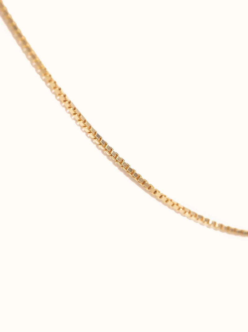 ableboxchainnecklace3.webp?0