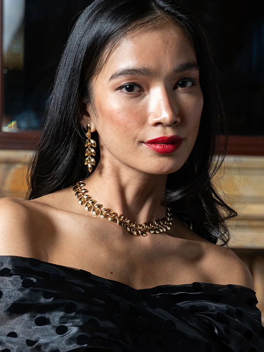 Capucine De Wulf Golden Laurel Dangle Earrings Gold