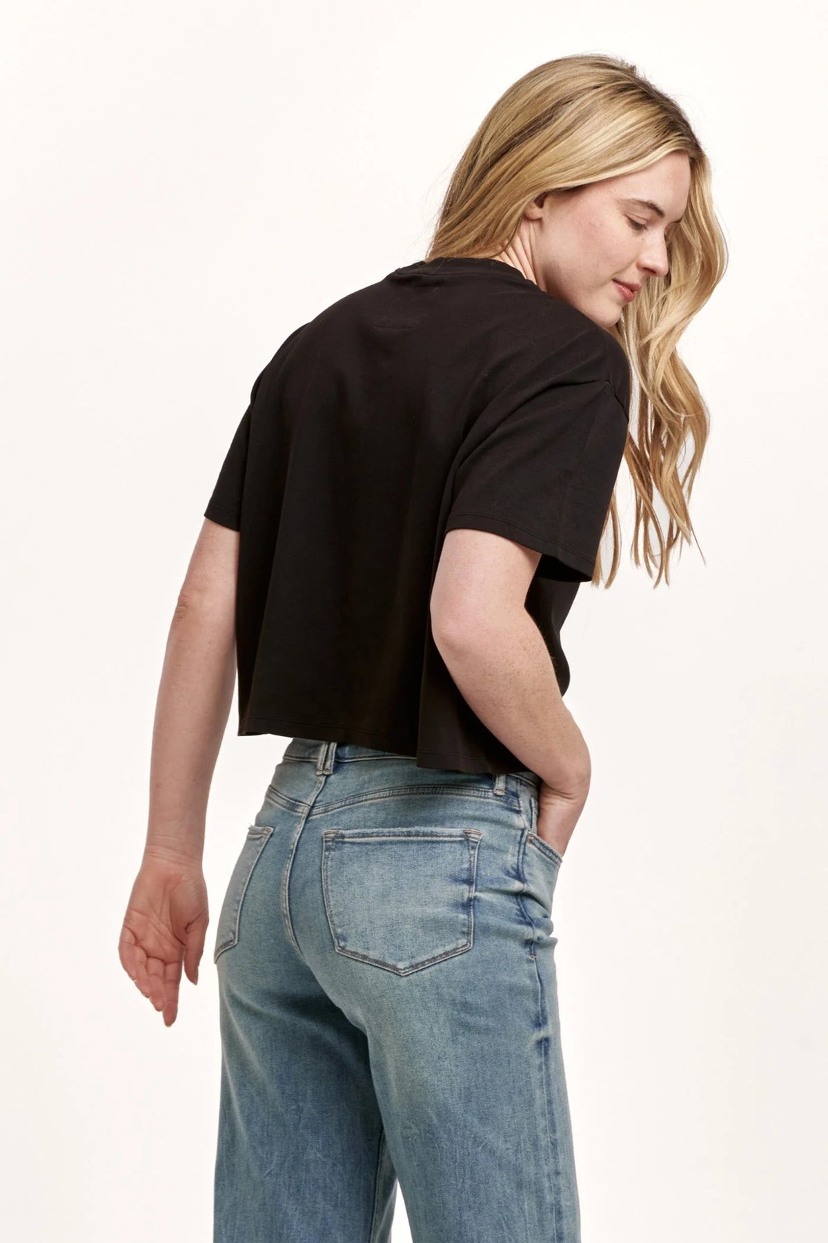 Dear John Denim Maddox Crop Tee in black