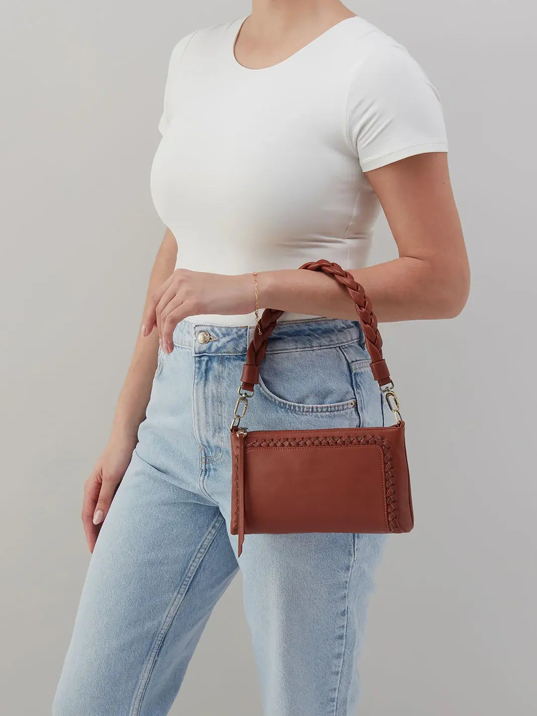 HOBO Darcy Smooth Crossbody Luggage