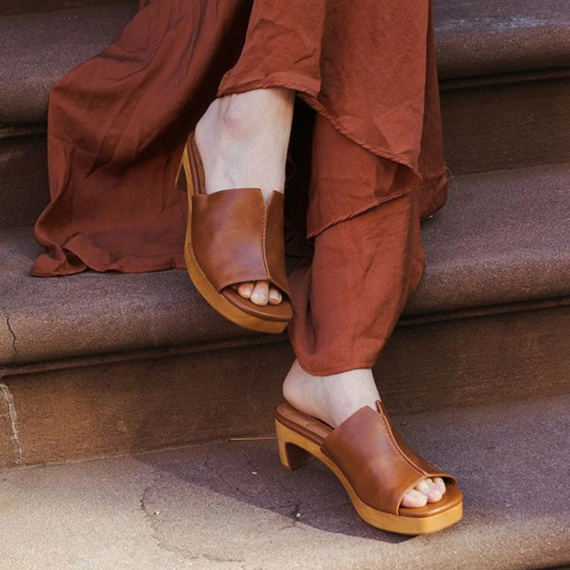 Kelsi Dagger Brooklyn Ryan Fox Platform Slide Sandals Leather