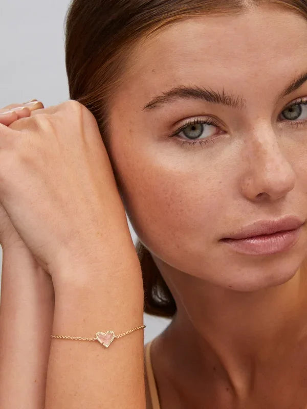 Kendra Scott Ari Heart Gold Chain Bracelet in Rose Quartz