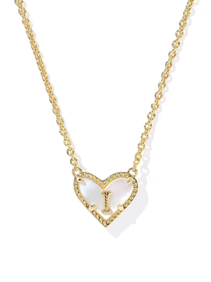 Kendra Scott Ari Heart Letter I Gold Short Pendant Necklace in Ivory Mother-of-Pearl