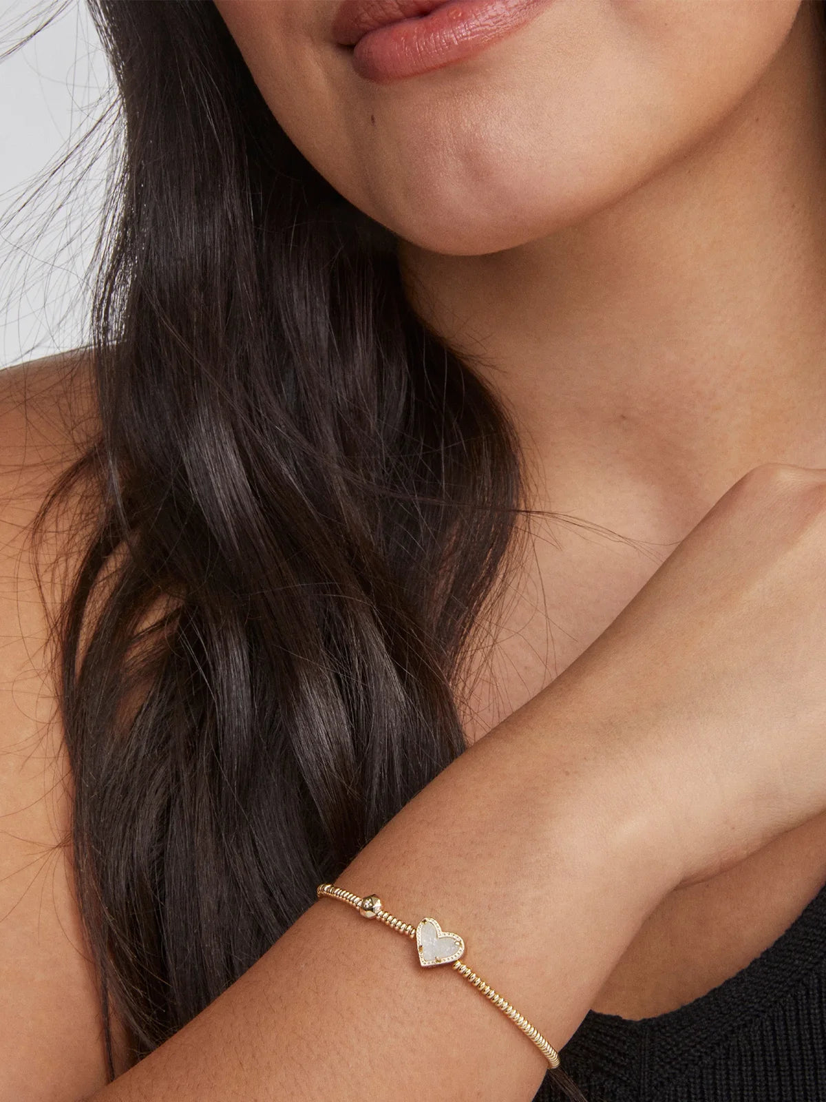 Kendra Scott Ari Heart Gold Stretch Bracelet in Iridescent Drusy