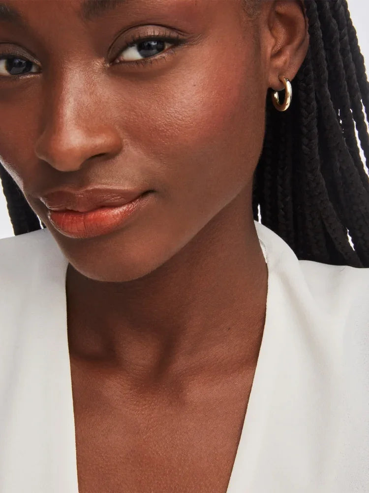 Kendra Scott Colette Huggie Earrings in Gold