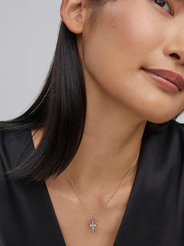 Kendra Scott Cross Silver Pendant Necklace in White Kyocera Opal