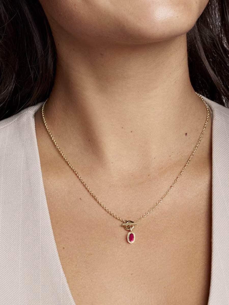 Kendra Scott Mini Elisa Toggle Gold Short Pendant Necklace in Carmine Red Illusion