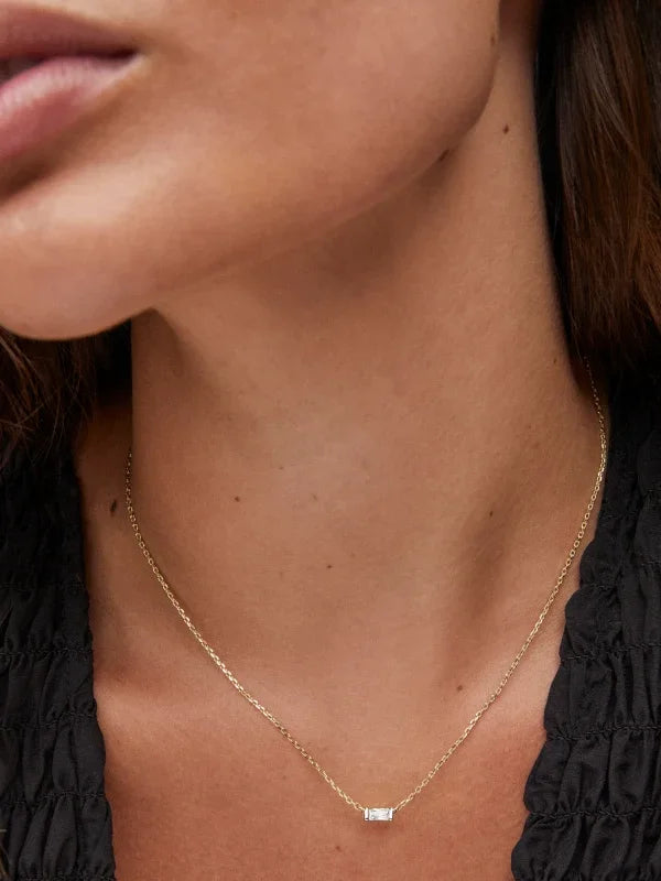 Kendra Scott Juliette Gold Pendant Necklace in White CZ