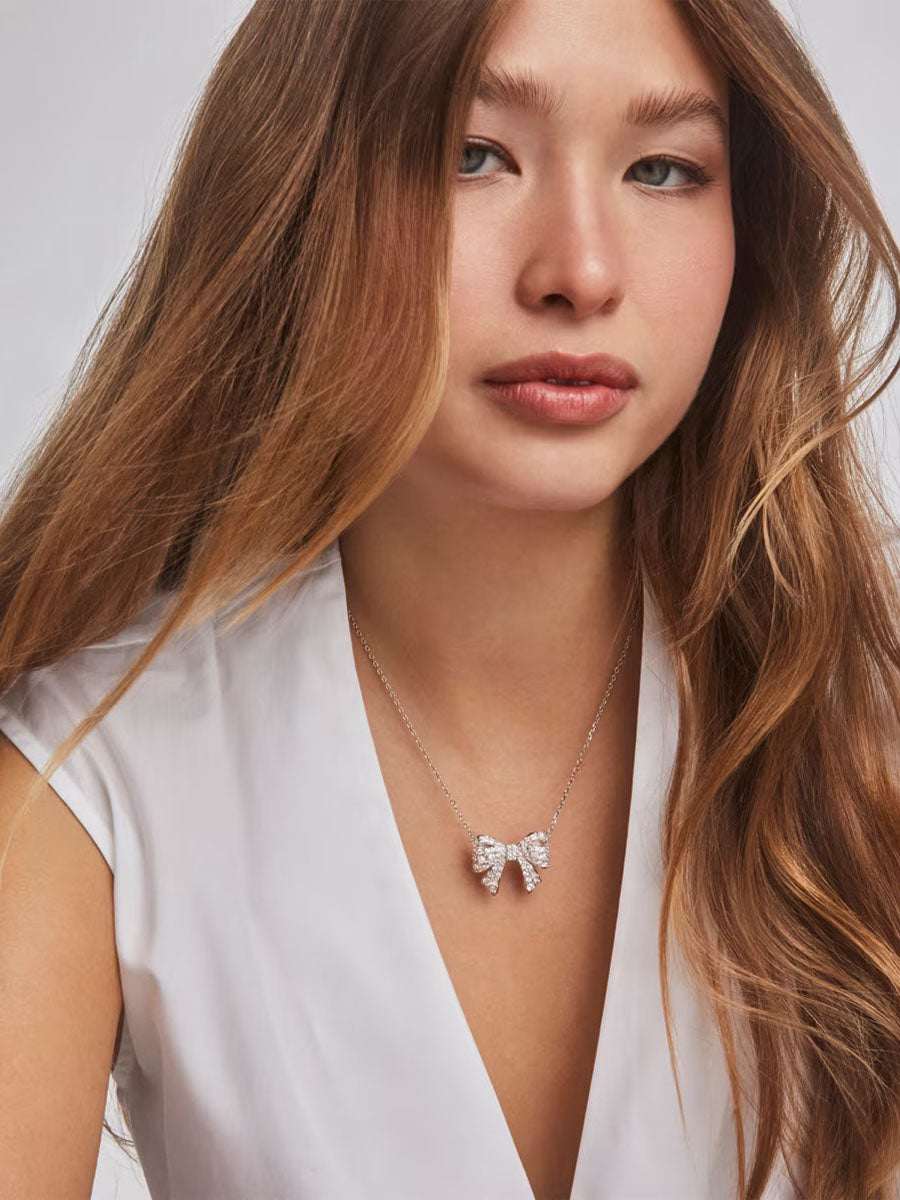 Kendra Scott Krista Silver Bow Short Pendant Necklace in White Mix Pearl CZ