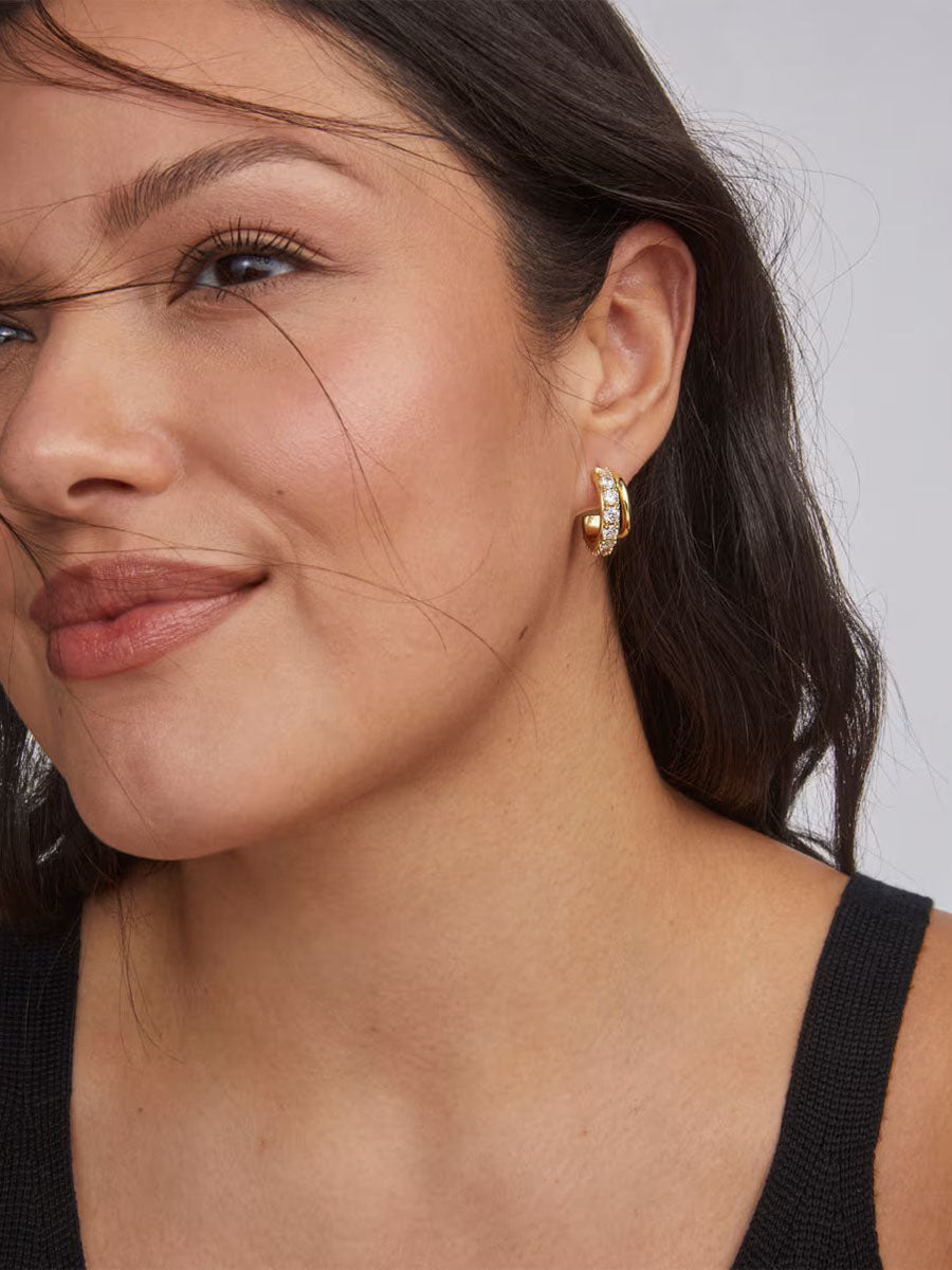 Kendra Scott Livy Gold Huggie Earrings in White Crystal