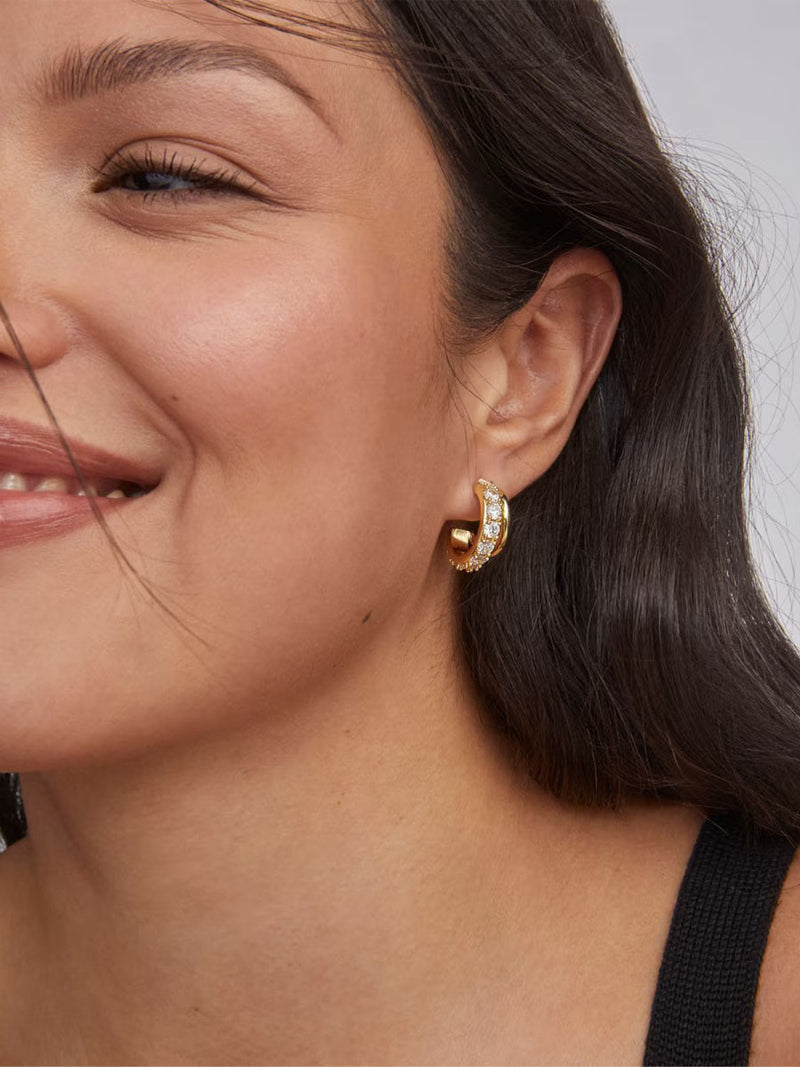 Kendra Scott Livy Gold Huggie Earrings in White Crystal