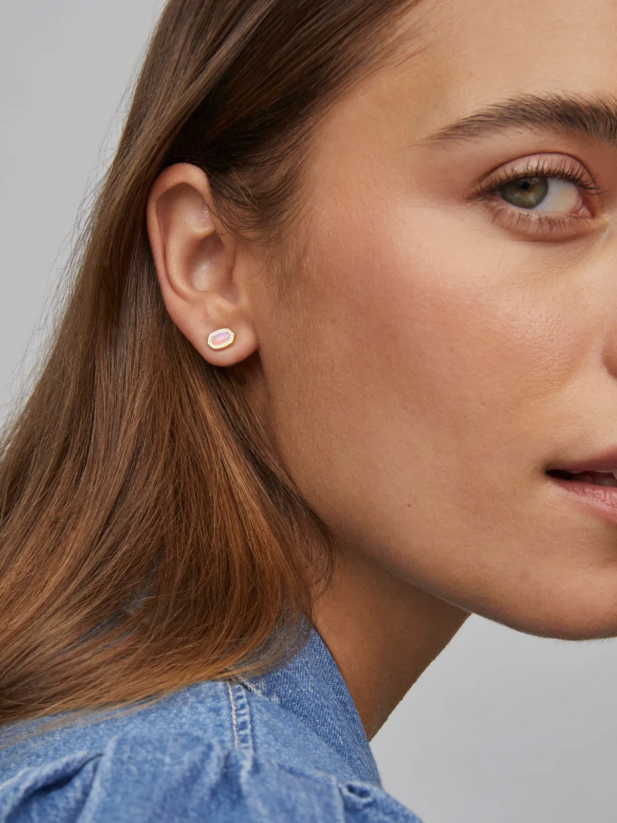 Kendra Scott Mini Ellie Gold Stud Earrings in Pink Opalite Crystal