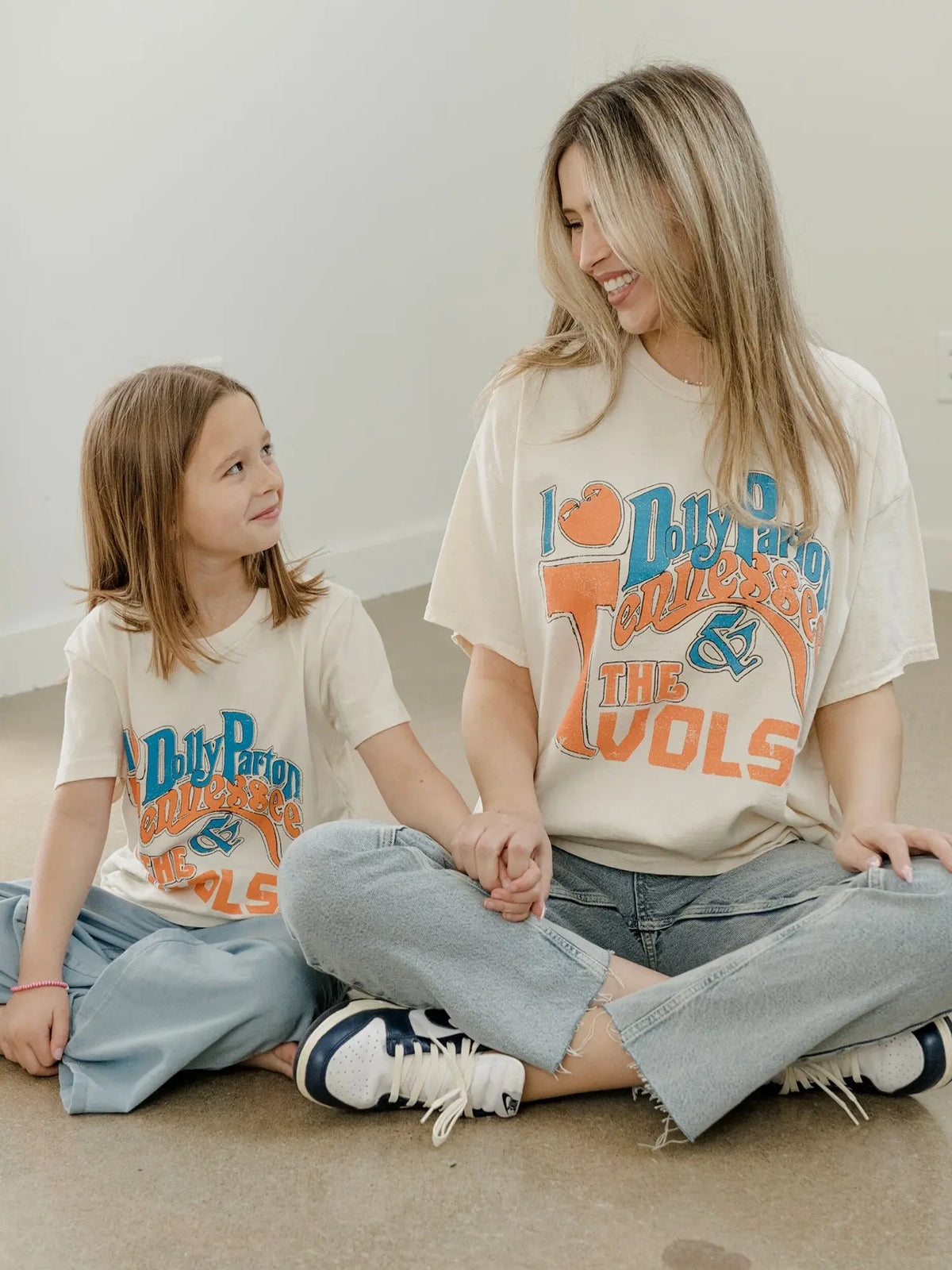 LivyLu Dolly Parton I Heart Dolly Parton and the Tennessee Vols Tee Off-White TN Vols Game Day