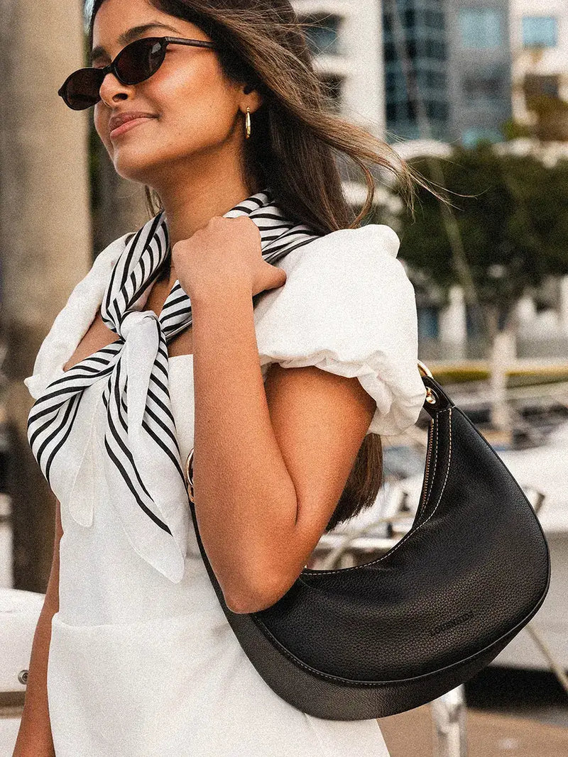 LOUENHIDE Corfu Shoulder Bag Black