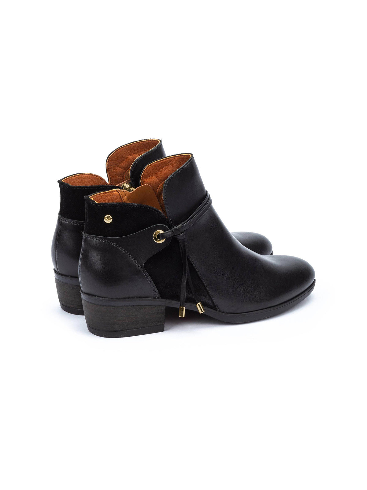 pikolinos daroca ankle boots in black leather