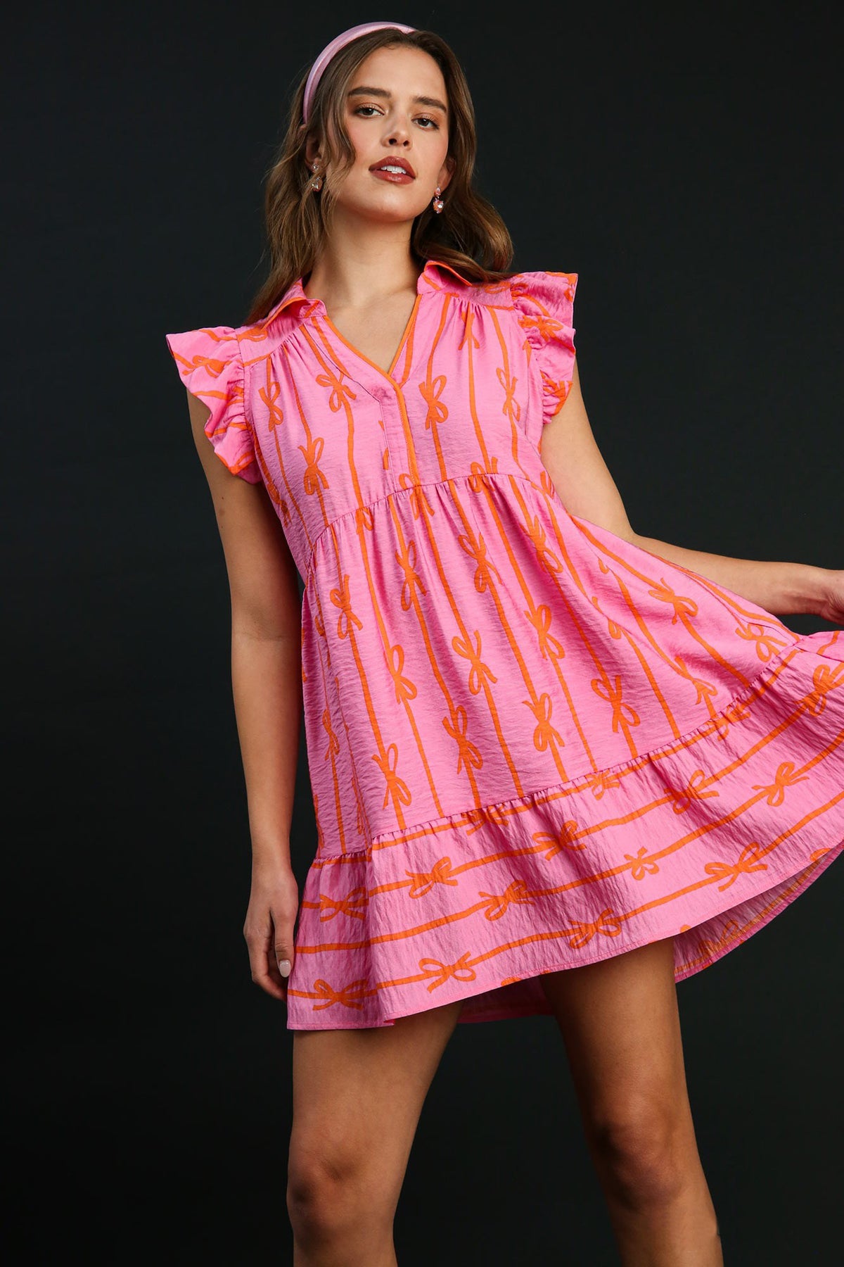 ribbon print ruffle sleeve mini dress in bubble pink-front