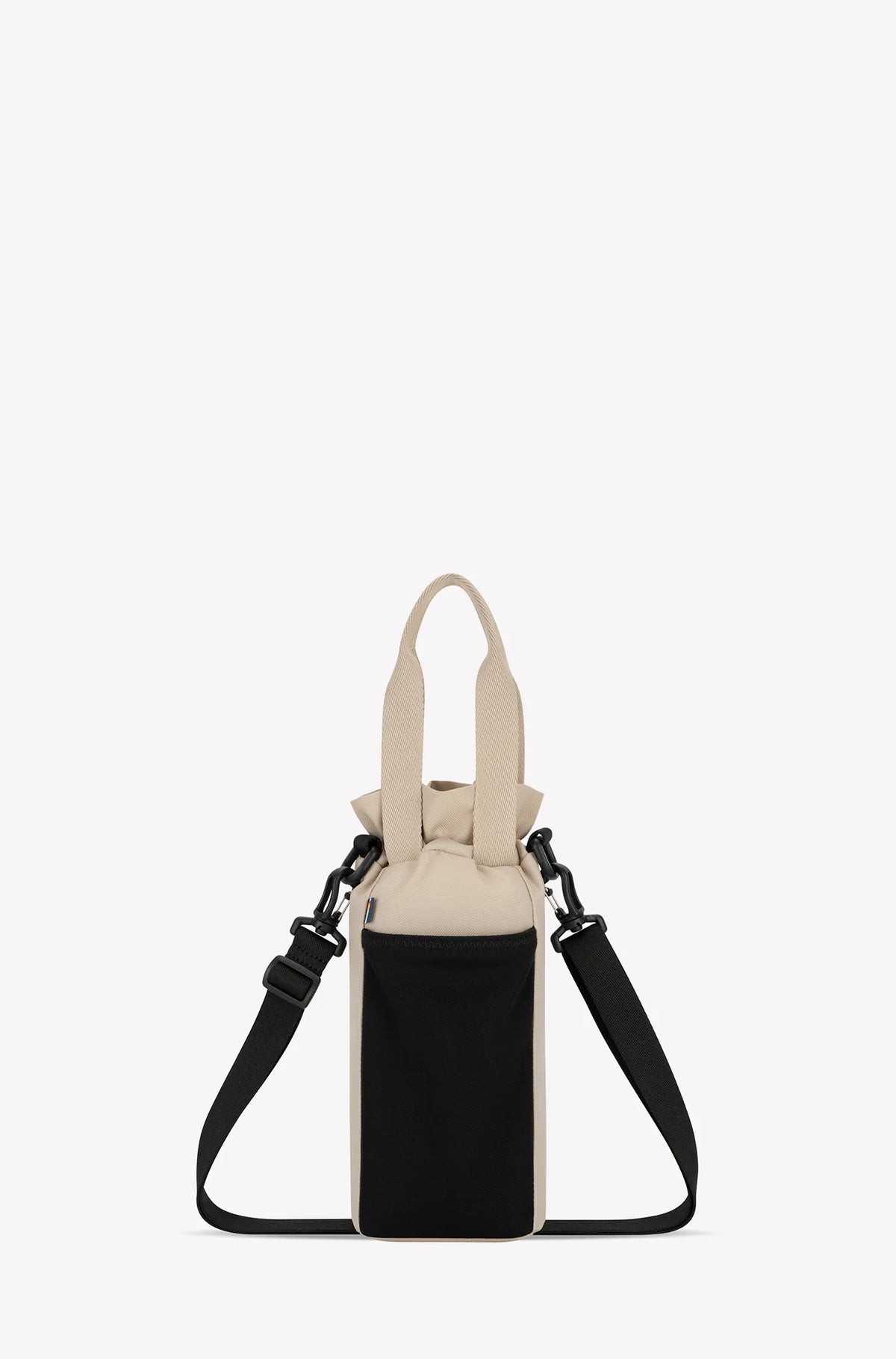 Sherpani Izzie Water Bottle Crossbody Con Leche