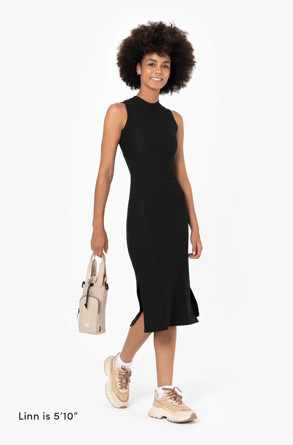 Sherpani Izzie Water Bottle Crossbody Con Leche