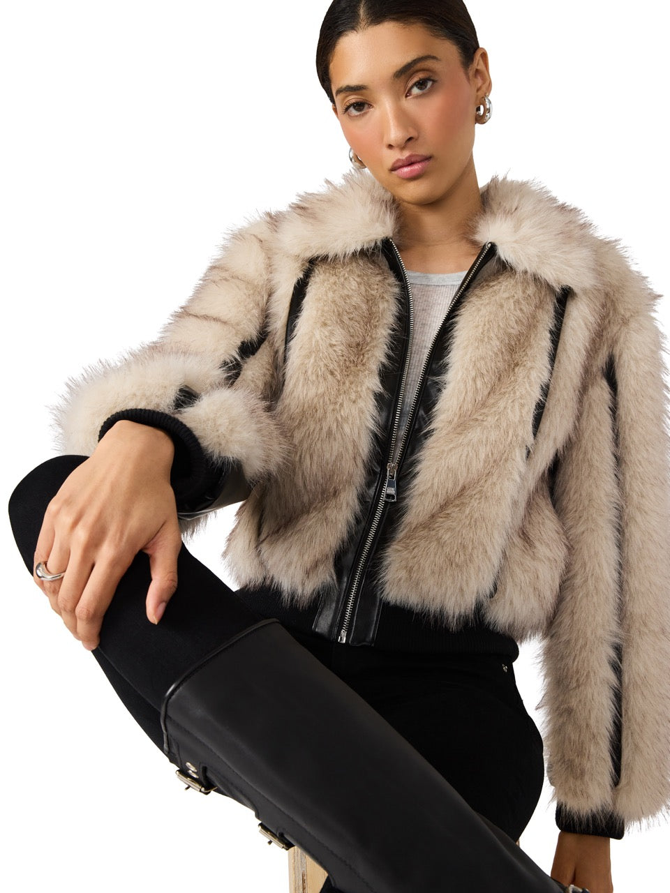 Steve Madden Charmaine Faux Fur Jacket in natural