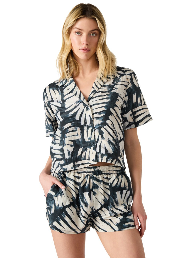 Steve Madden Marguerite Black & White Palm Print Shorts