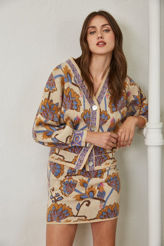 Floral Pattern Jacquard Cardigan