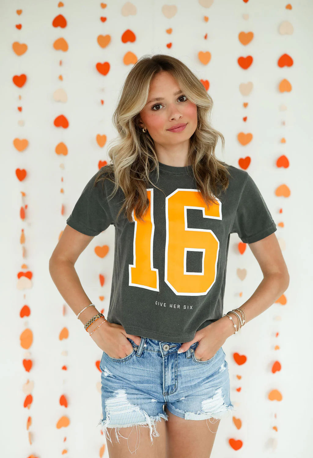 give her six tennessee game day number 16 cropped tee