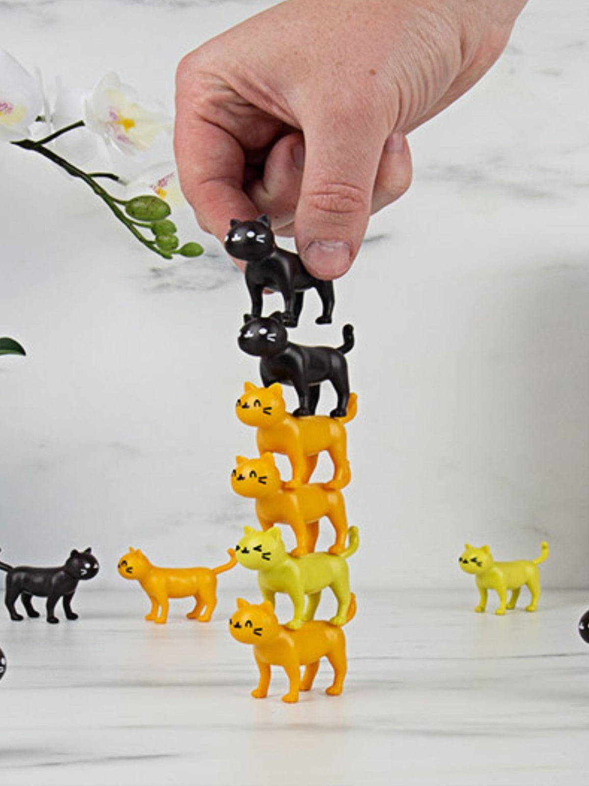 Catastrophe Stacking Cats Game