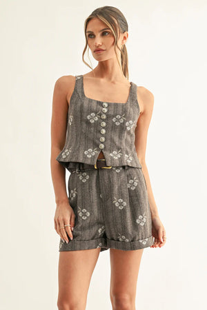 Adelyn Rae Carina Pleated Belted Shorts With Belt brown multi