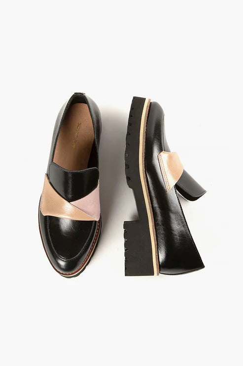 all black flatsash lugg loafers in black nude
