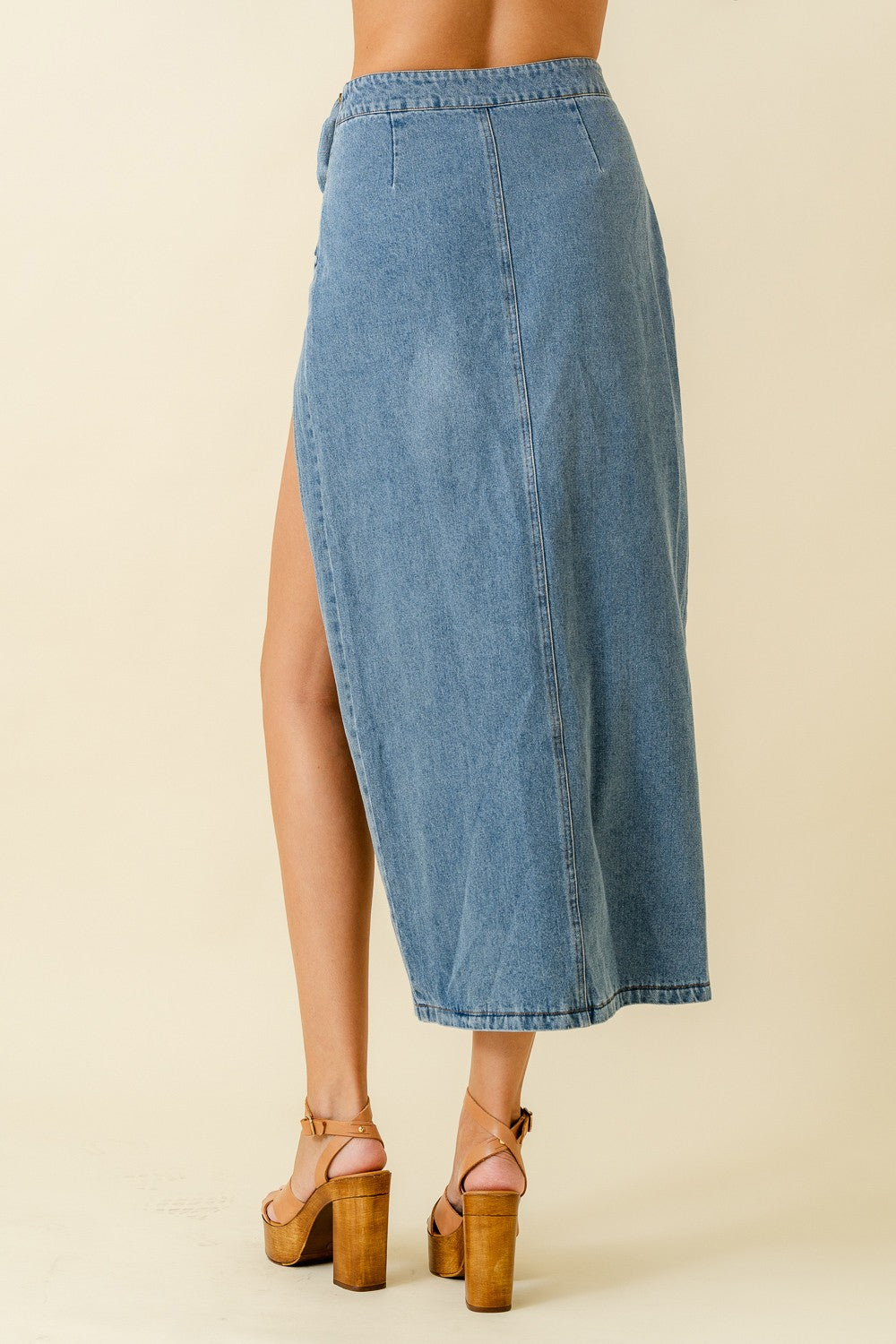 asymetricial slit with flowers and ruffles denim maxi skirt-back