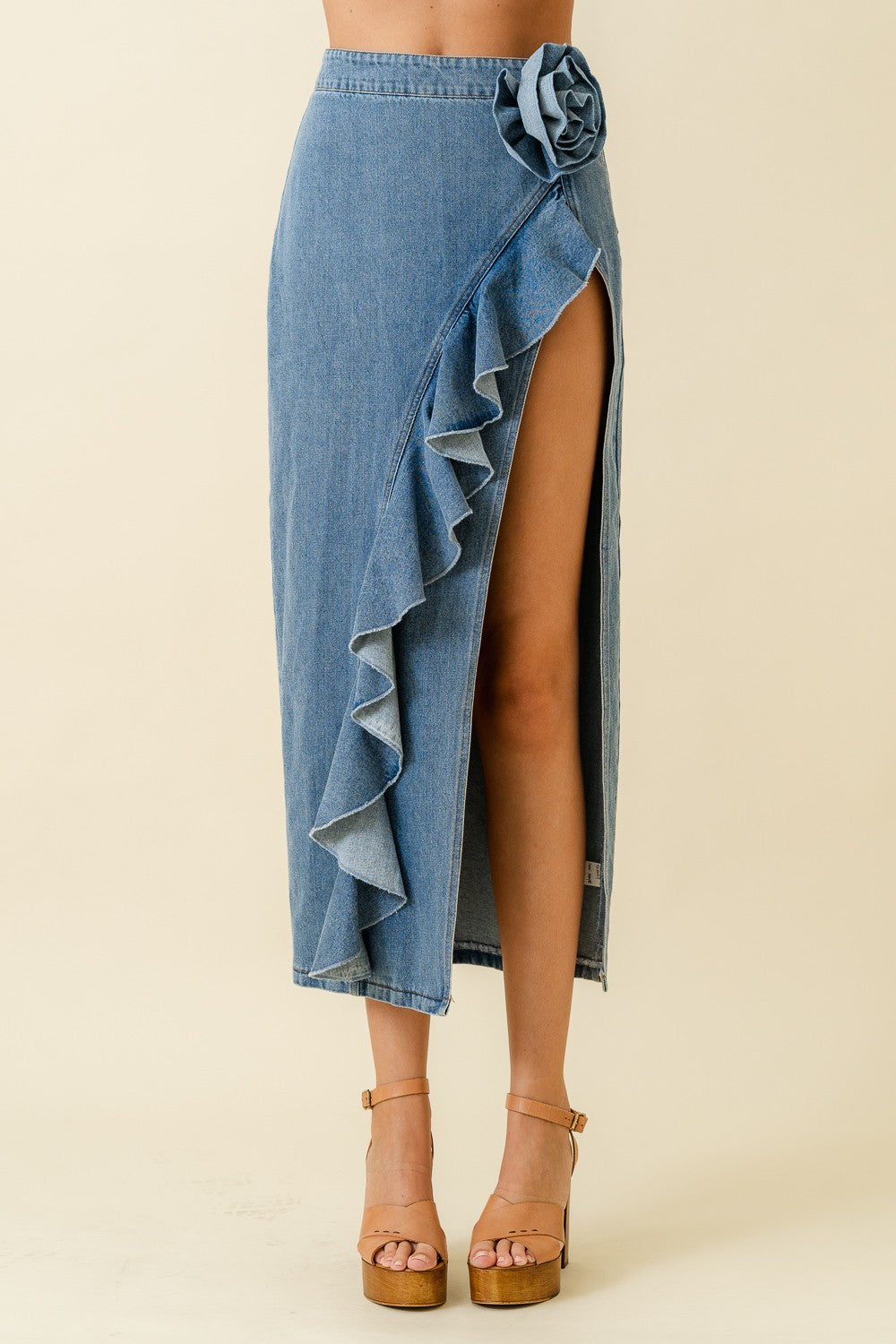 asymetricial slit with flowers and ruffles denim maxi skirt-front