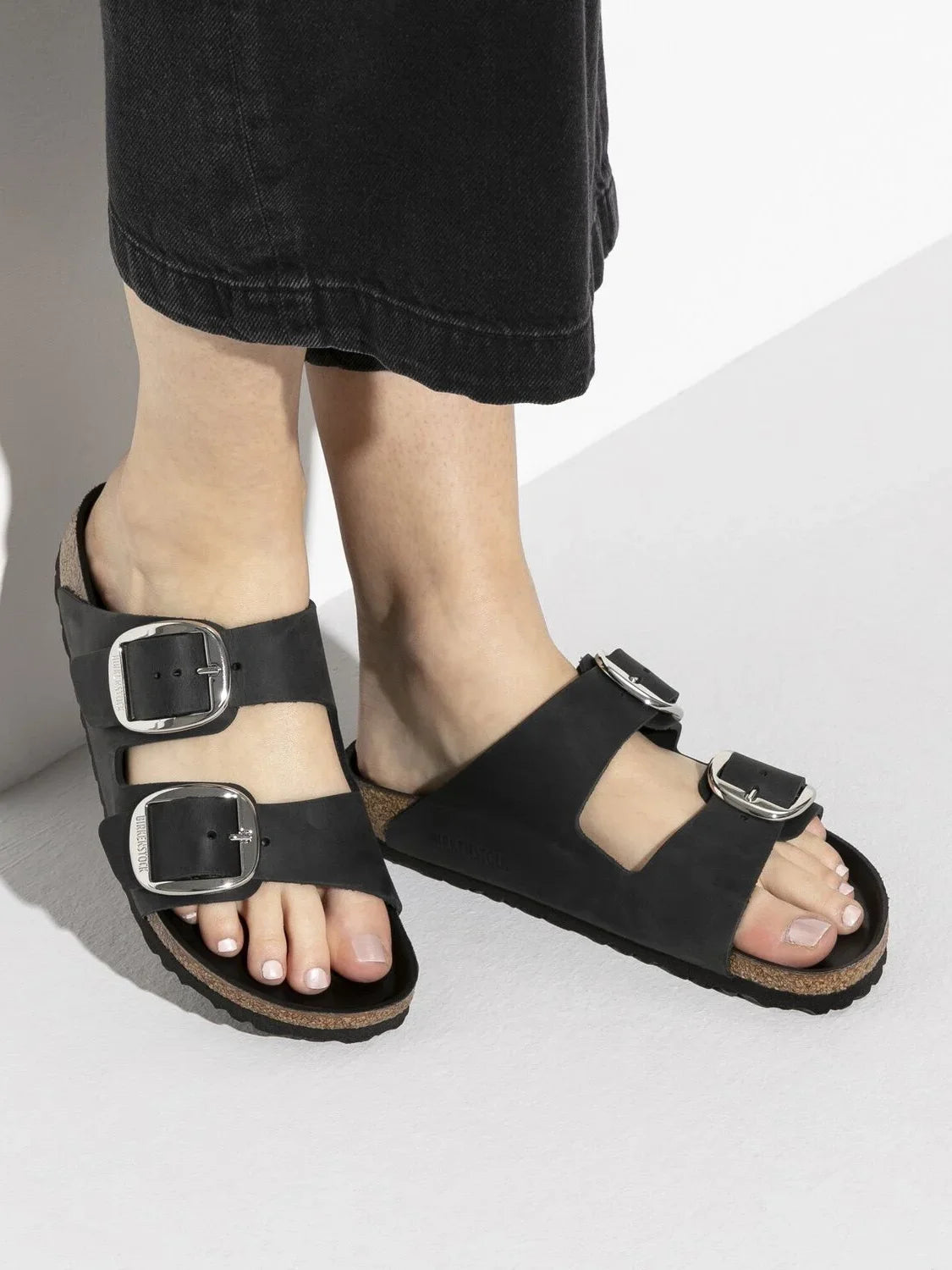 BIRKENSTOCK Arizona Big Buckle Sandal Black Oiled Leather