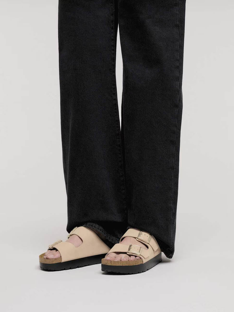 BIRKENSTOCK Arizona Flex Platform Nubuck Leather Sandcastle Narrow