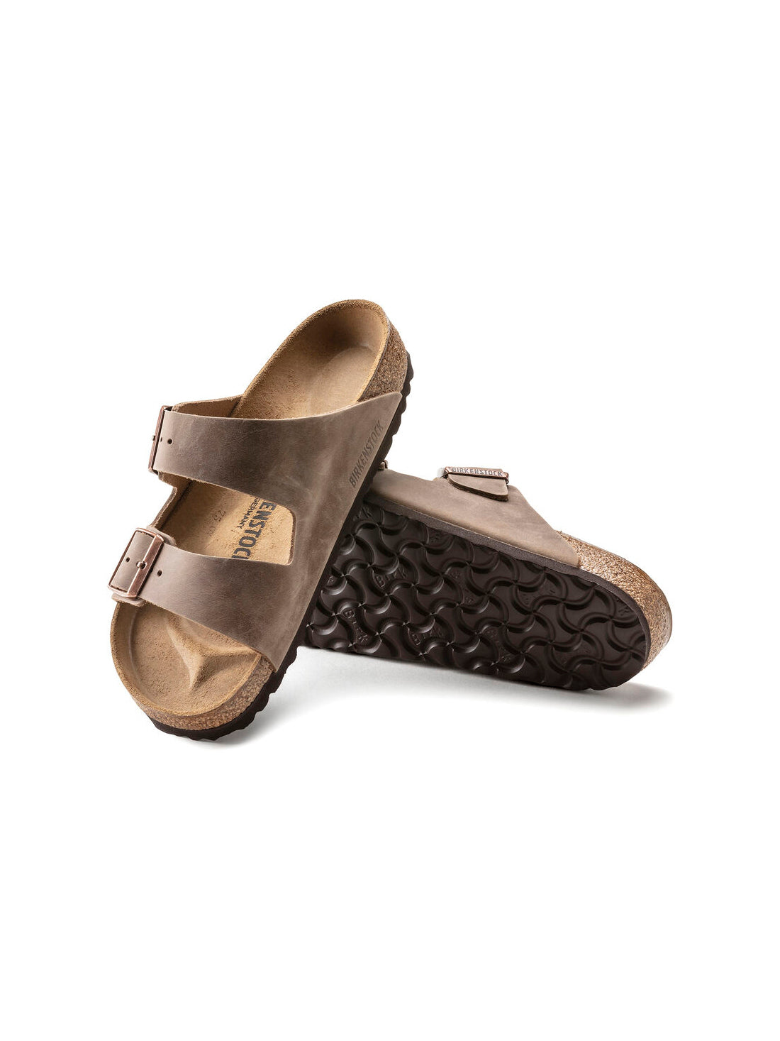 birkenstock arizona sandal in oiled leather tobacco narrow