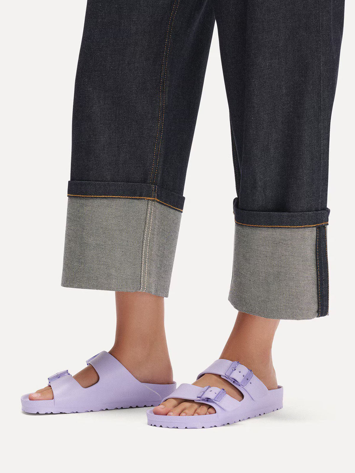 BIRKENSTOCK Arizona Essentials Stealth Buckle in EVA Purple Fog Narrow