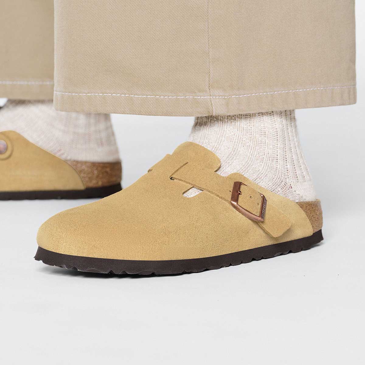 BIRKENSTOCK Boston Suede Leather Latte Cream Narrow