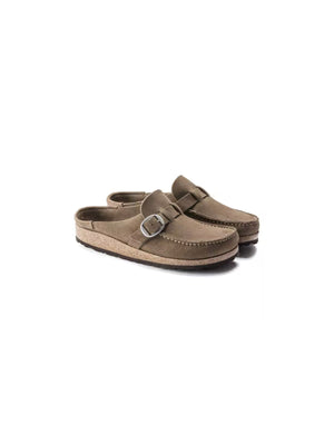 BIRKENSTOCK Buckley Buckle Clog: Suede grey taupe 