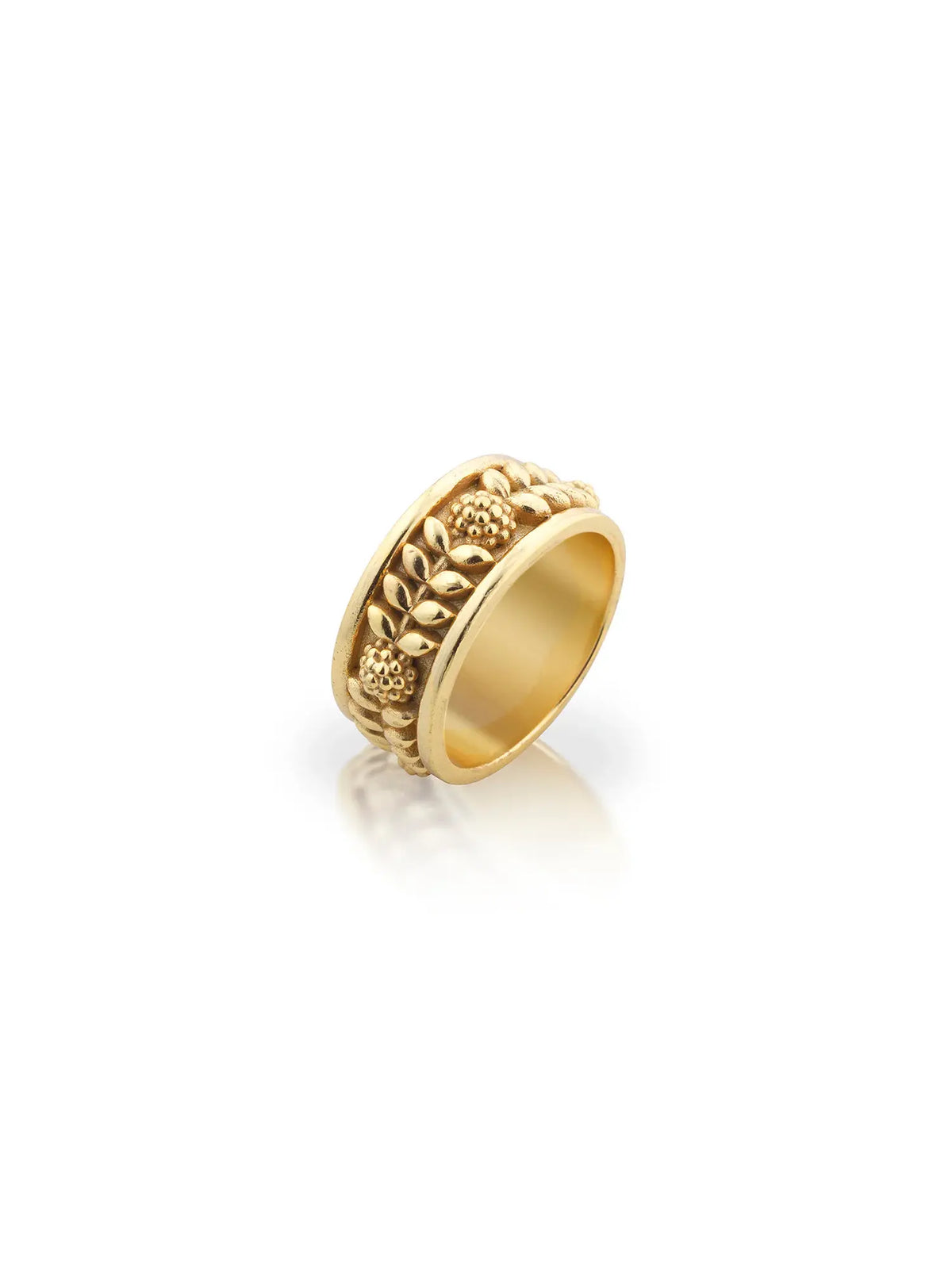 Capucine De Wulf Berry Vine Gold Ring