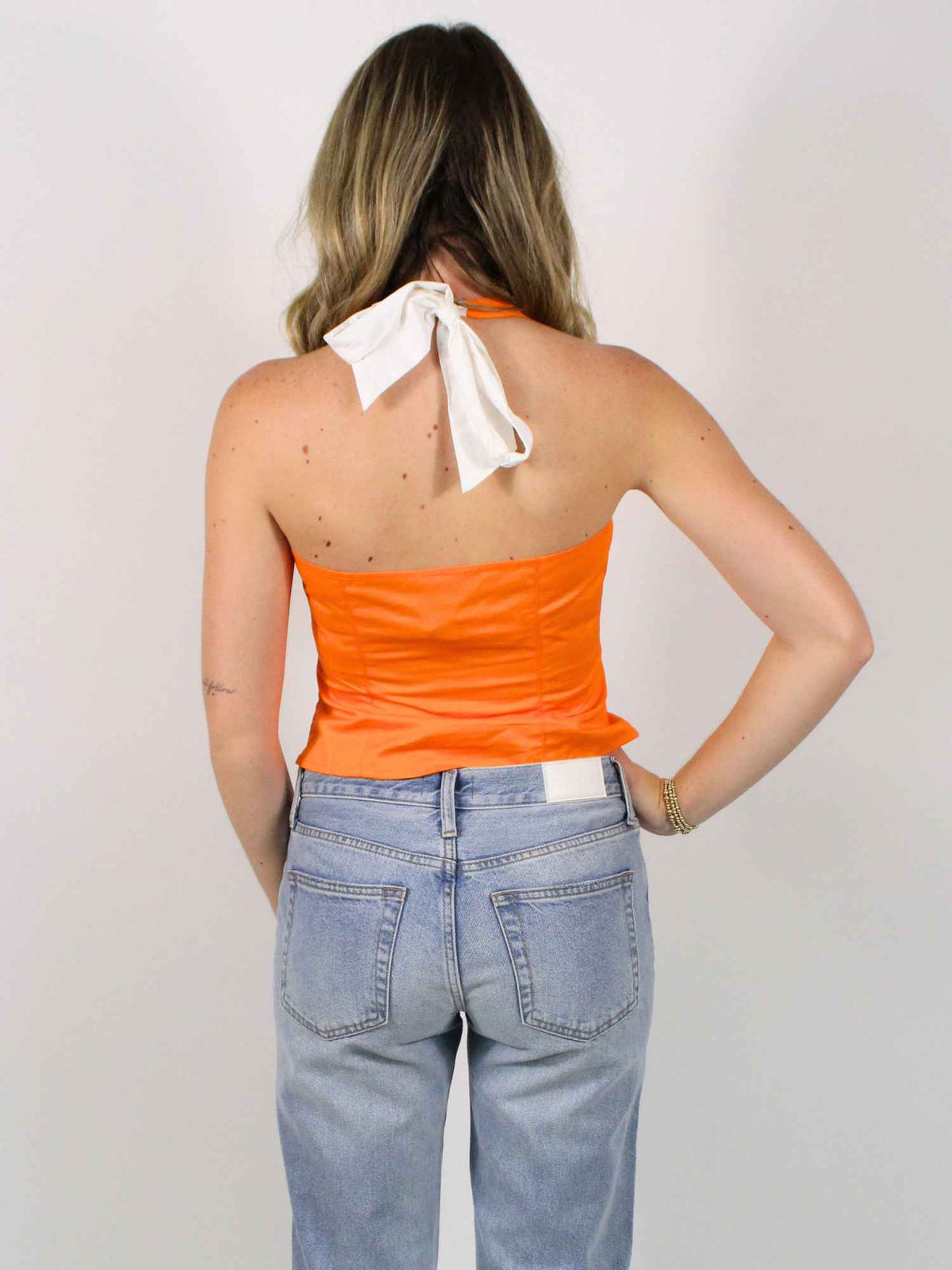 Contrast Tie Crop Halter Top Sunkist White