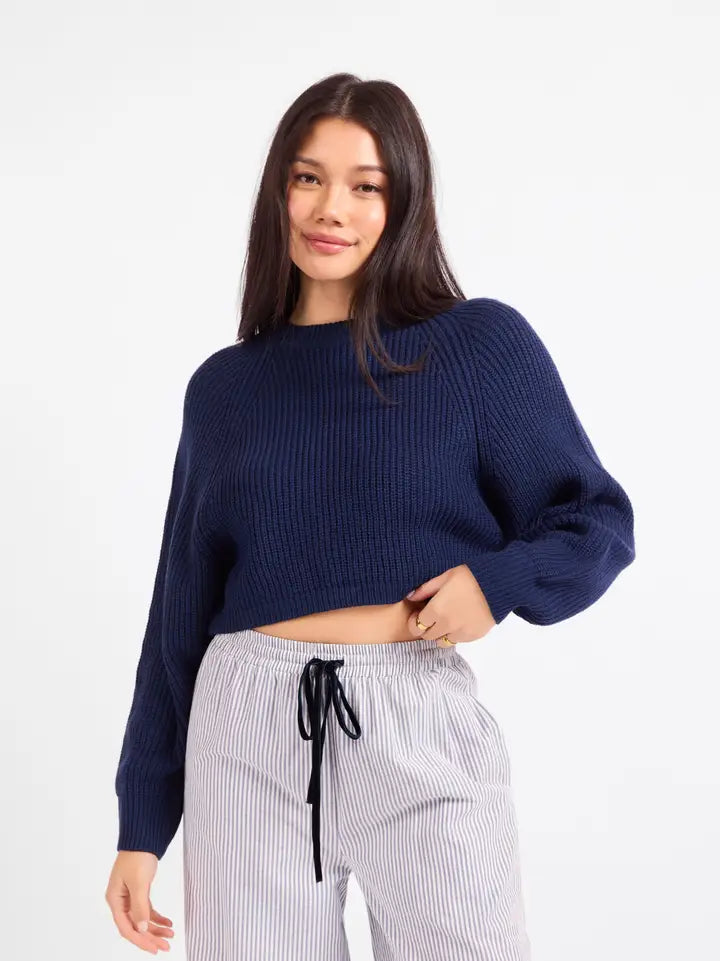 Calm Reader Pullover
