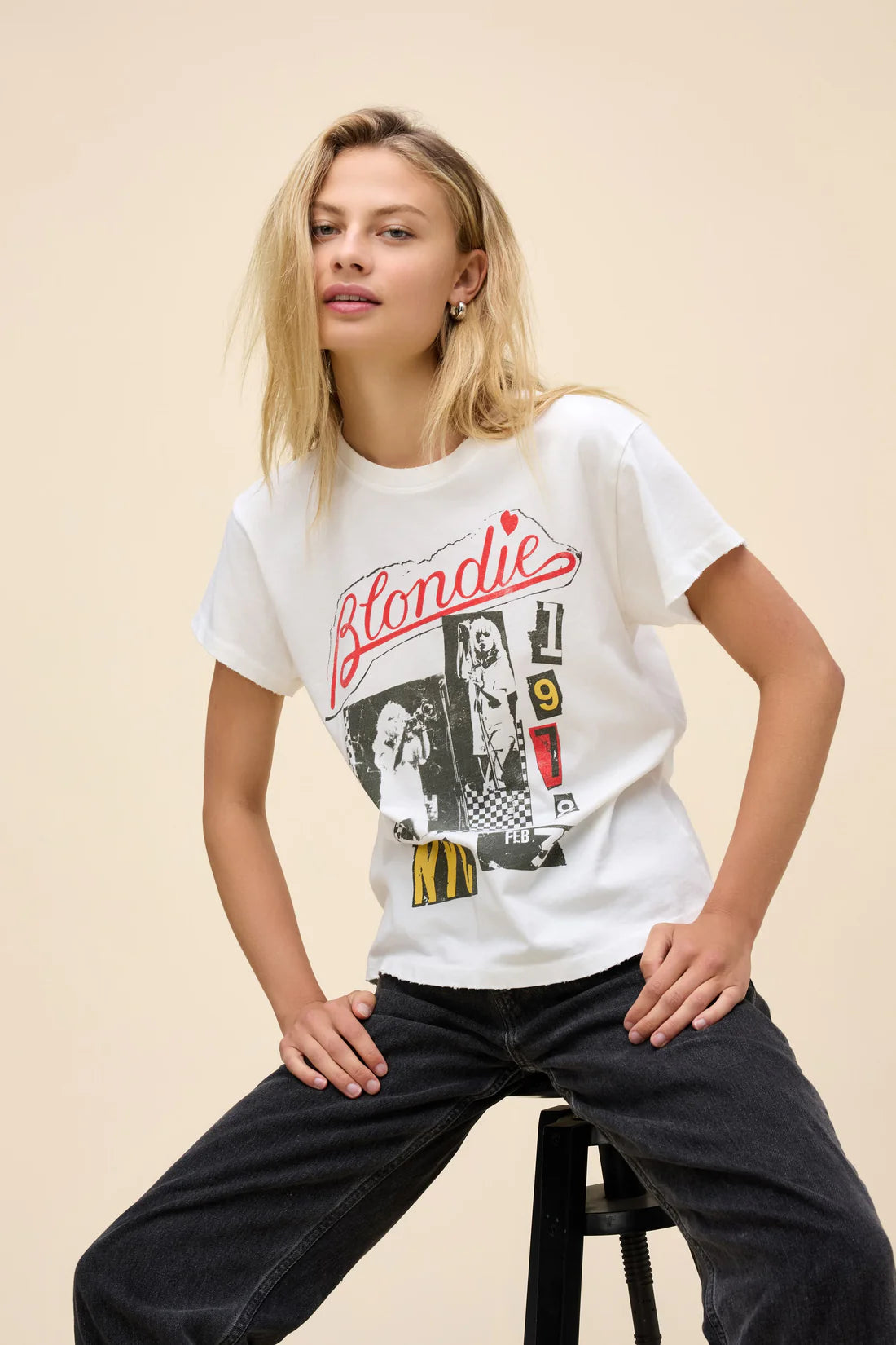 Daydreamer Blondie Valentine Collage Tee in vintage white-front