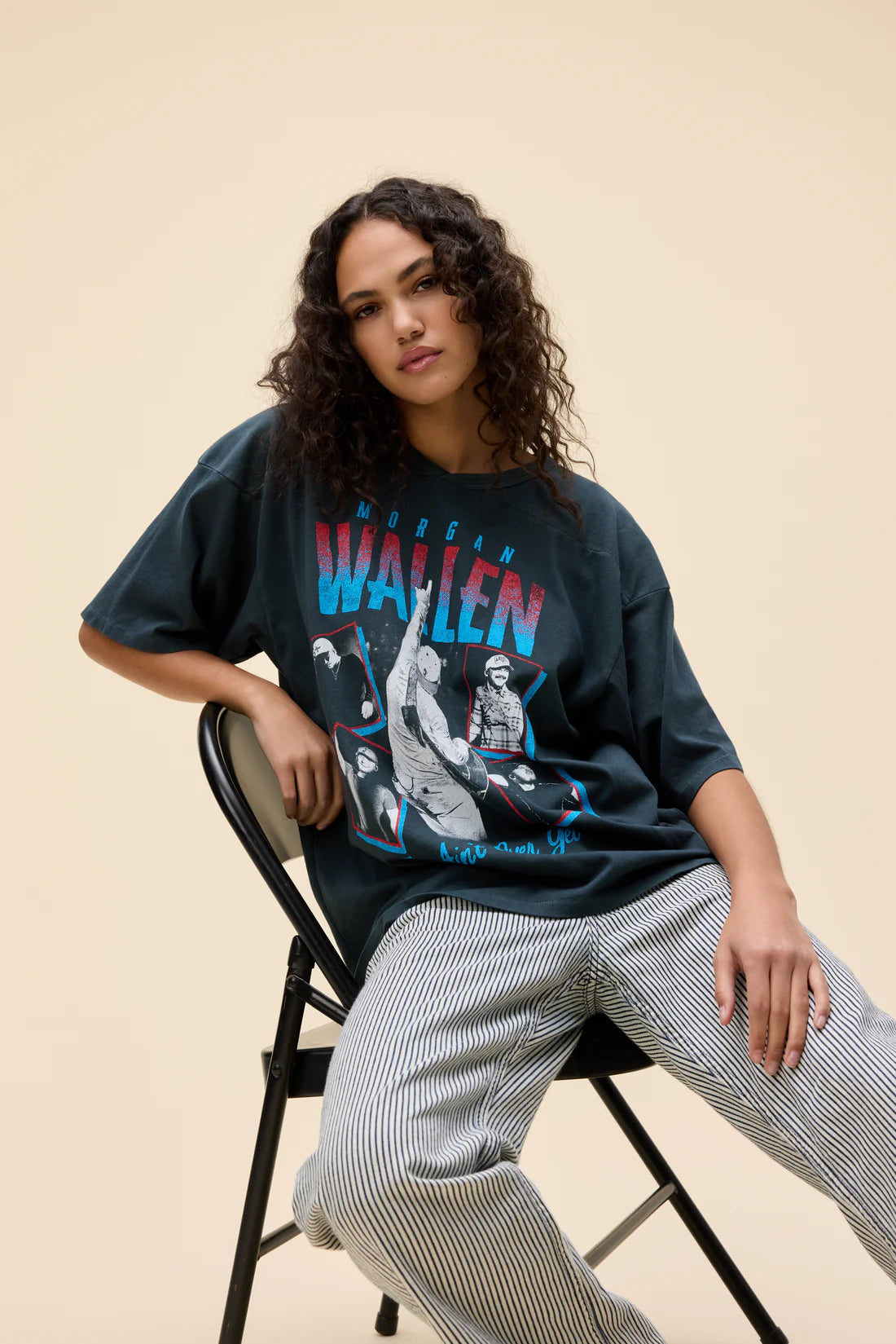 Daydreamer Morgan Wallen Ain't Over Yet Jersey in vintage black-front