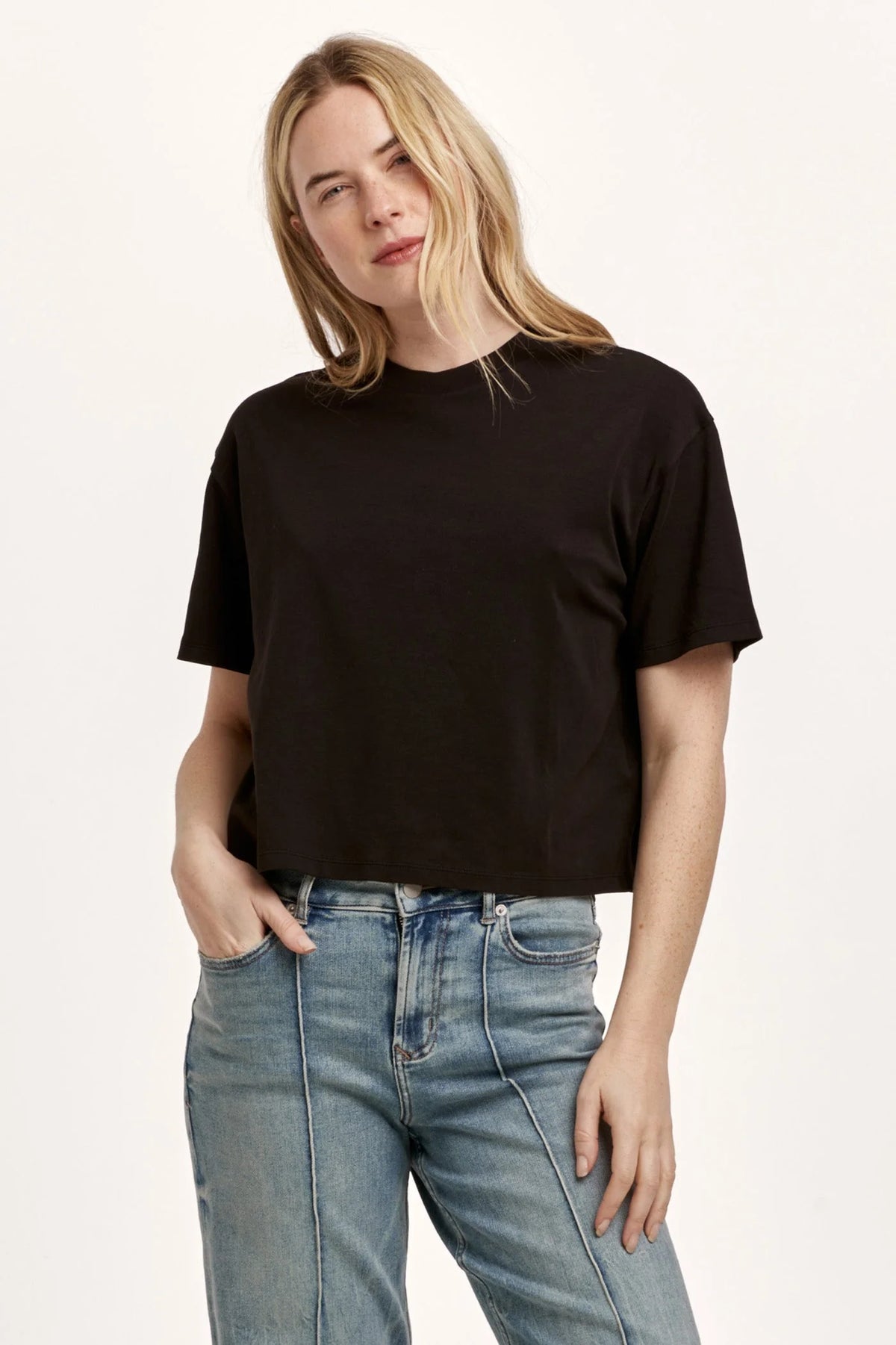 Dear John Denim Maddox Crop Tee in black