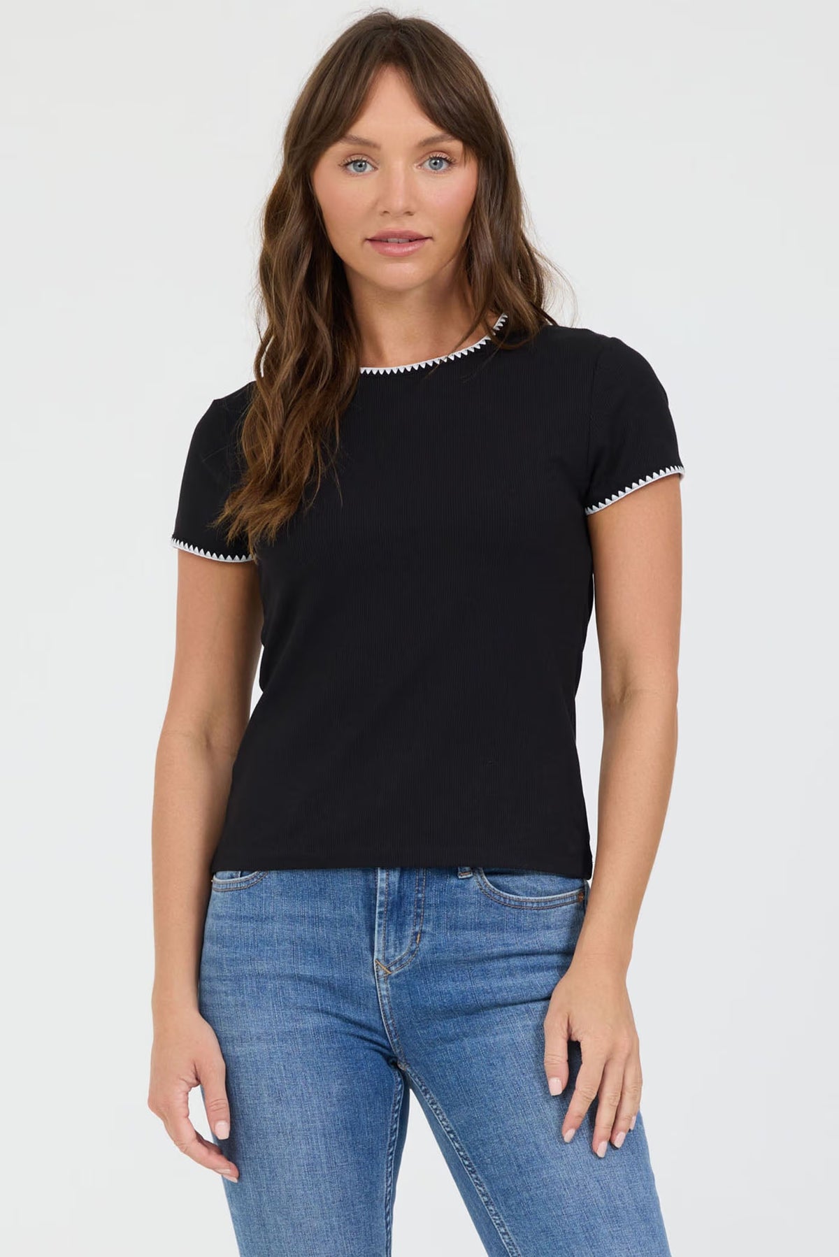 Zuma Scallop Trim Tee