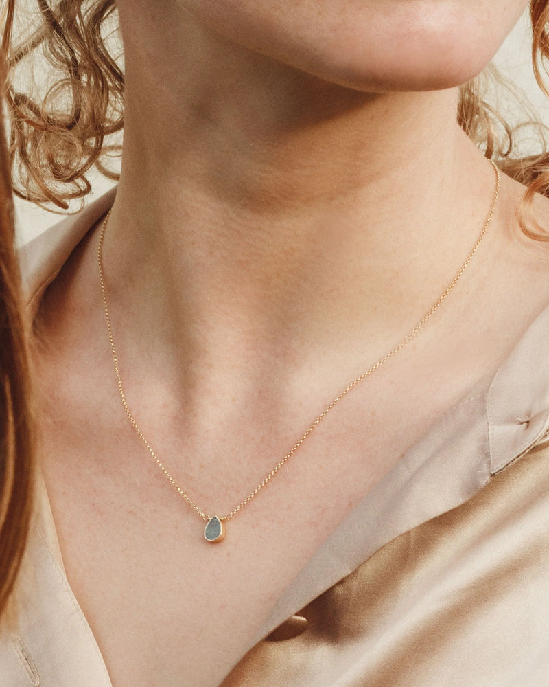 delicate-gemstone-necklace-luna-norte-jewelry.webp?0