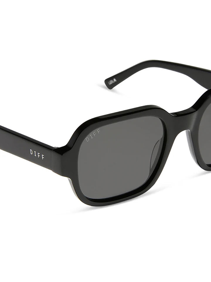 DIFF Eyewear Lola Sunglasses in Black Grey