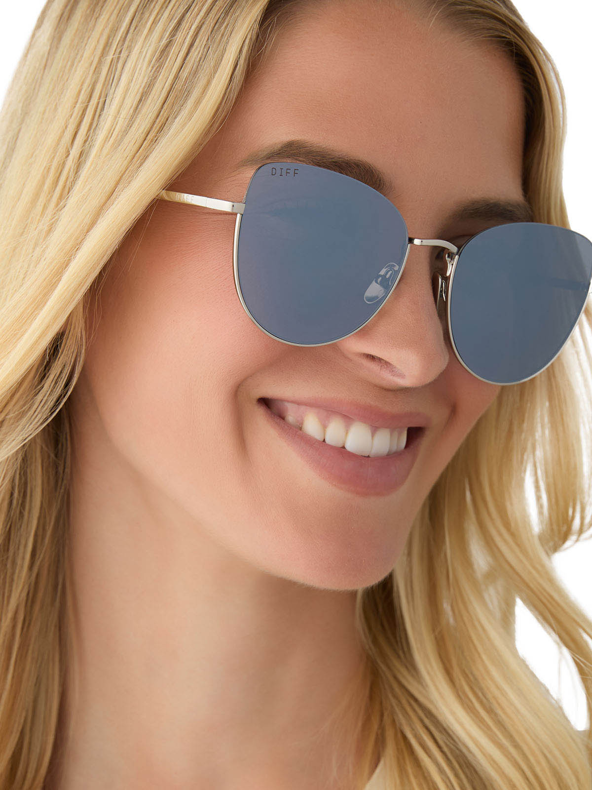 DIFF Eyewear Kinsley Sunglasses: Silver & Silver Mirror Polarized