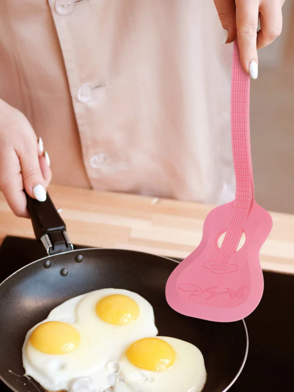 Dolly Pink Guitar Spatula