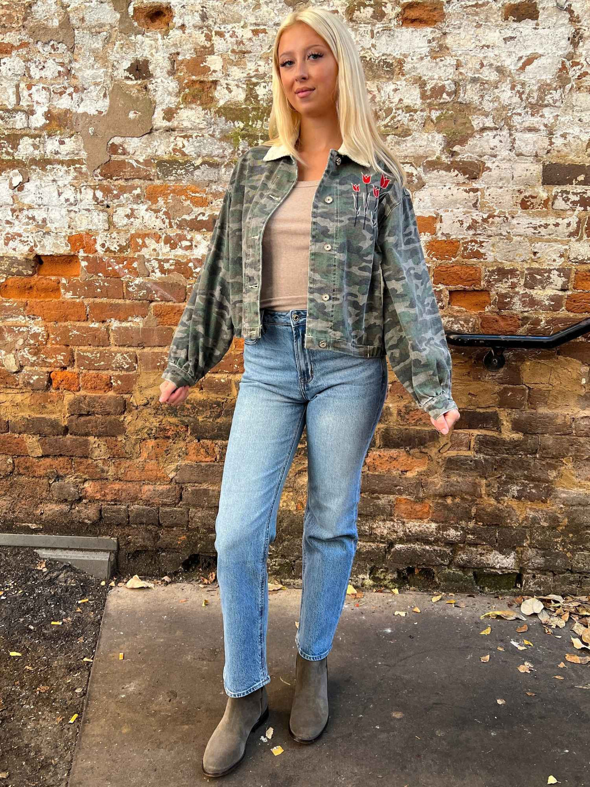 Floral Story Embroidered Jacket Camo Natural