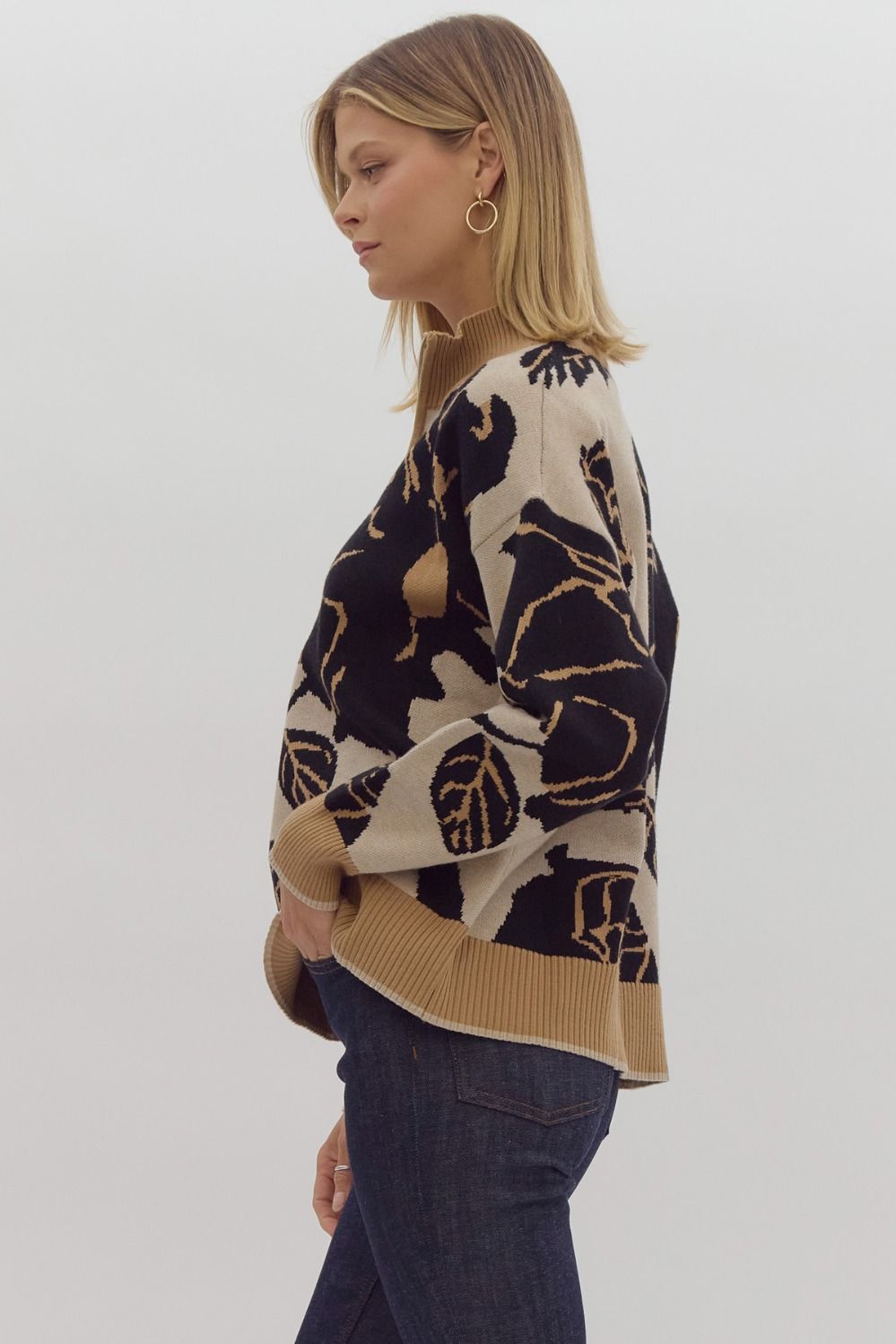 floral print half-zip sweater in black